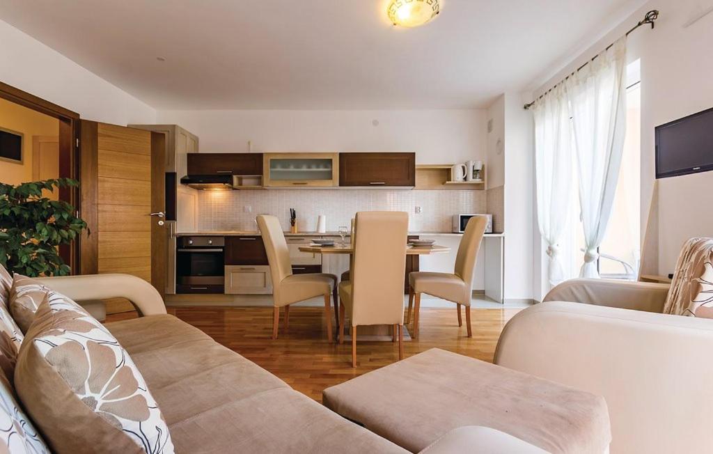 Apartments - Villa Oliva Премантура Екстериор снимка